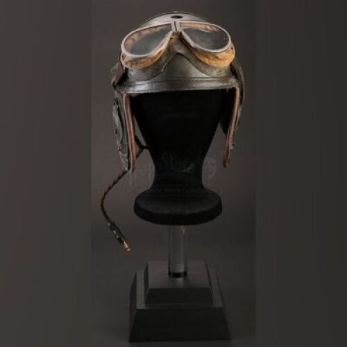 Lieutenant Parker's (Xavier Samuel) Tanker Helmet