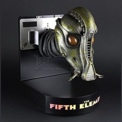 THE FIFTH ELEMENT (1997) - Mondoshawan Head