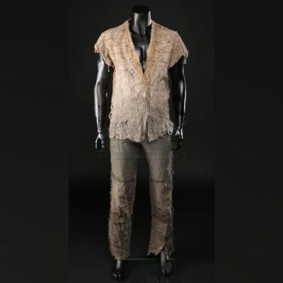 Noah Beach Cave Costume