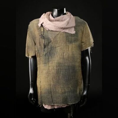 Unknown Shirt Pair