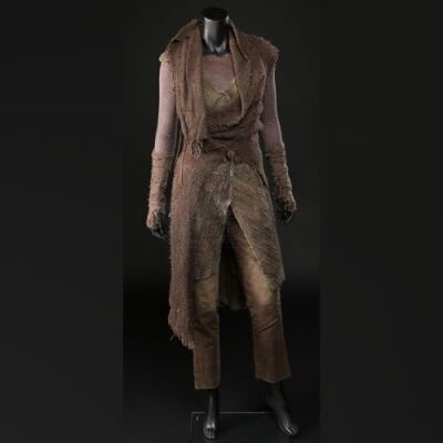 Naameh Costume