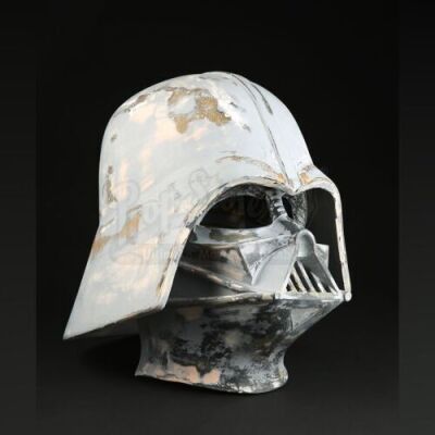 STAR WARS - EP IV - A NEW HOPE (1977) - Darth Vader Tour Helmet Casting