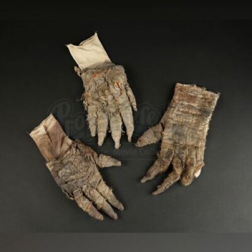 THE AMAZING STORIES (1985-1987) (TV SERIES) - Harold (Tom Harrison) Mummy Gloves