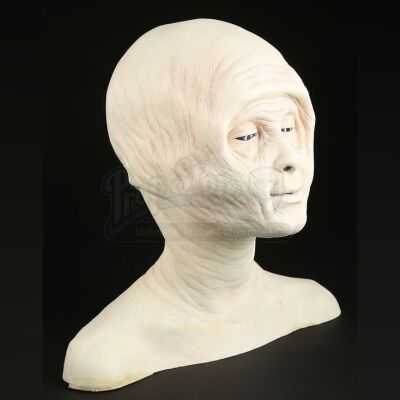 COCOON: THE RETURN (1985) - Painted Foam Alien Reference Bust