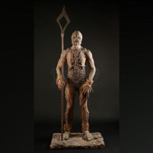 EARTH 2 (1994-1995) - Terrian Costume Display