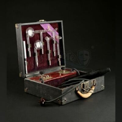 UNKNOWN PRODUCTION - Vintage RenuLife Violet Ray Generator