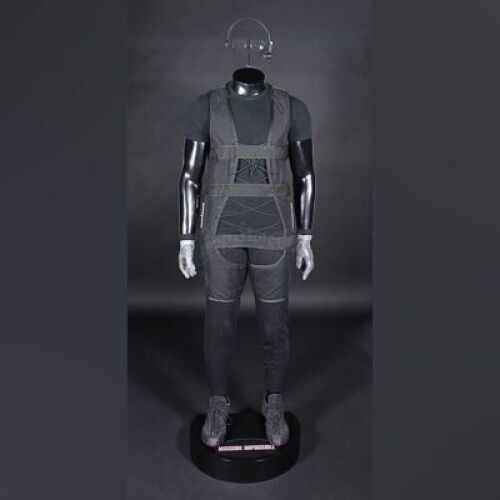 MISSION: IMPOSSIBLE (1996) - Ethan Hunt's (Tom Cruise) C.I.A Suspension Costume