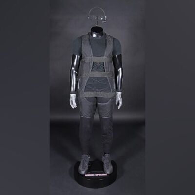 MISSION: IMPOSSIBLE (1996) - Ethan Hunt's (Tom Cruise) C.I.A Suspension Costume