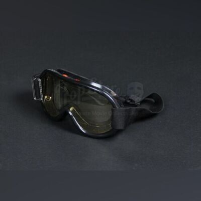 RUSH (2013) - James Hunt's (Chris Hemsworth) Racing Goggles