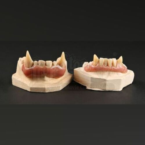 BEAUTY AND THE BEAST (1987-1990) - Vincent's (Ron Perlman) Teeth Set