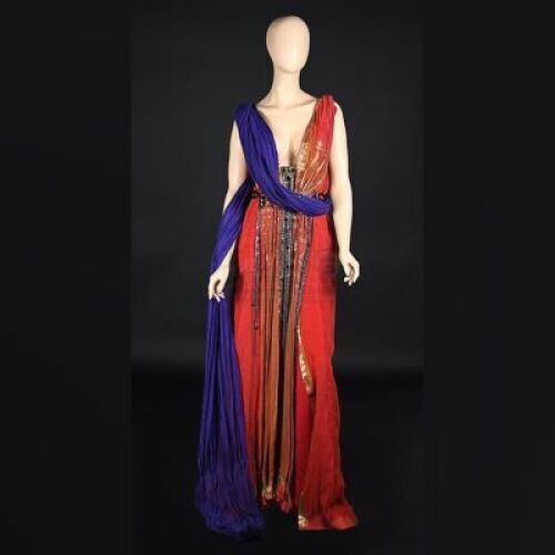 SPARTACUS: BLOOD AND SAND (2010) - Lucretia's (Lucy Lawless) Dress