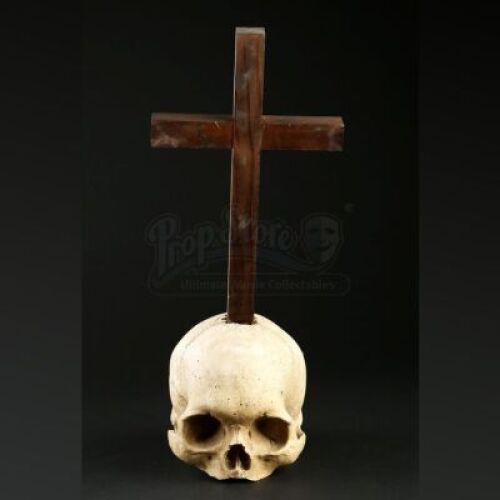 CINOVATION - Skull and Cross Decoration