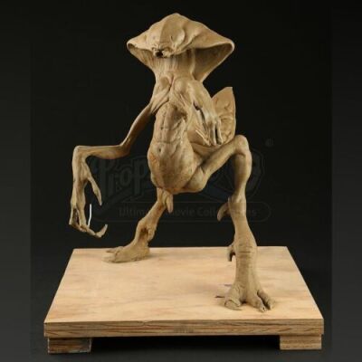 MEN IN BLACK (1997) - Edgar Bug Maquette