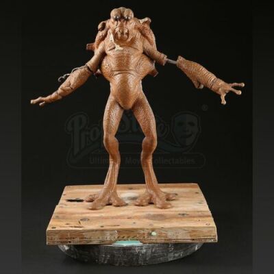 MEN IN BLACK (1997) - Mikey Maquette