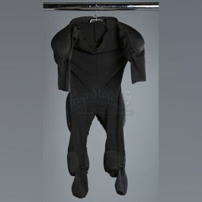 MIGHTY JOE YOUNG (1998) - Small Ape Muscle Suit
