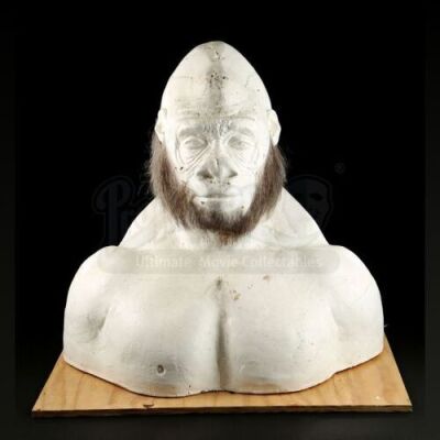 PLANET OF THE APES (2001) - Attar (Michael Clarke Duncan) Hair Appliances and Bust
