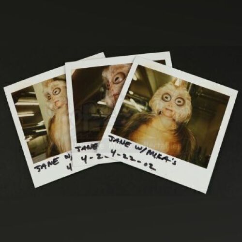 MEN IN BLACK II (2002) - Locker Alien Continuity Photos