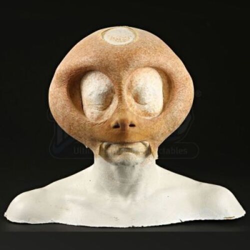 MEN IN BLACK II (2002) - Unfinished Locker Alien (Denise Cheshire) Mask