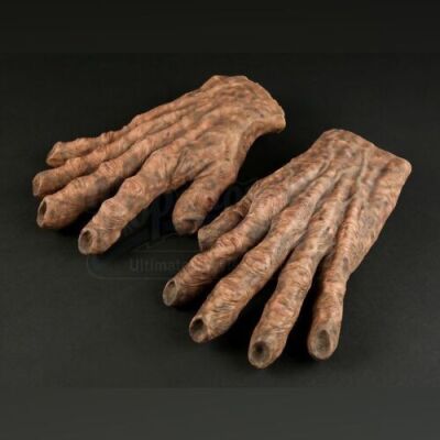 THE WOLFMAN (2010) - Sir John Talbot Werewolf Gloves