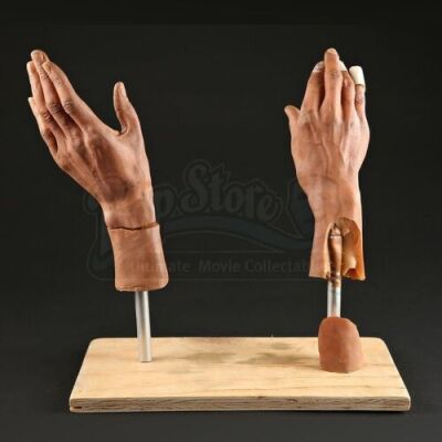 MICHAEL JACKSON: MOONWALKER (1988) - Pair of Michael Jackson Hands