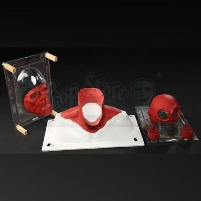 HELLBOY (2004) - Hellboy (Ron Perlman) Appliance Set