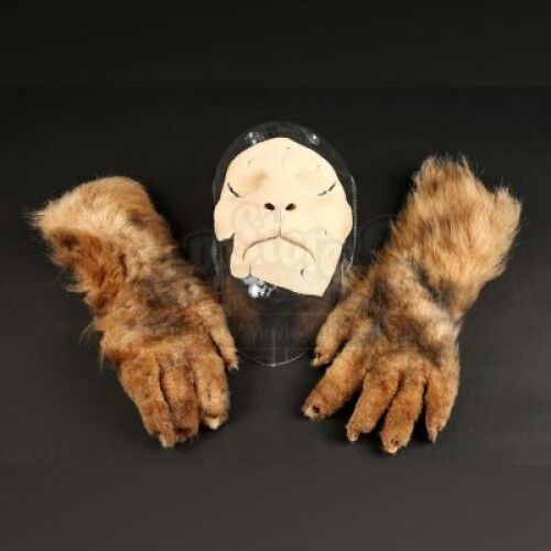 BEAUTY AND THE BEAST (1987-1990) - Vincent (Ron Perlman) Face Appliance and Fur Gloves