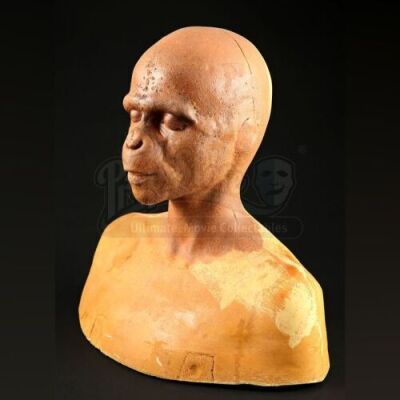 PLANET OF THE APES (2001) - Ari (Helena Bonham Carter) Paint Test Bust