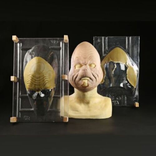 HOW THE GRINCH STOLE CHRISTMAS (2000) - Grinch (Jim Carrey) Facial Appliance Lot and Bust
