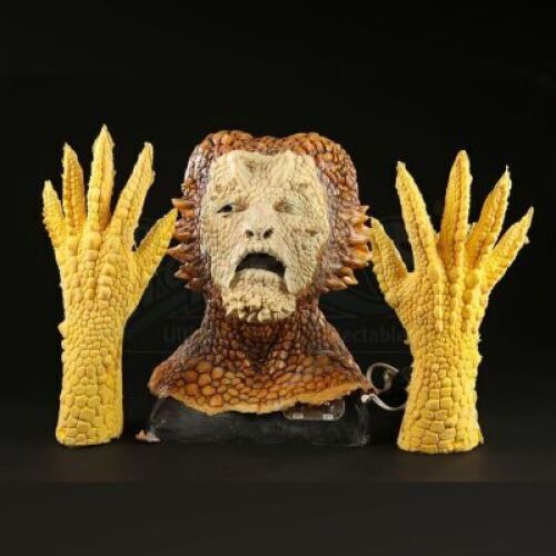 MEN IN BLACK II (2002) - Corn Face Alien (Michael Garvey) Cowl, Face Appliance, and Gloves