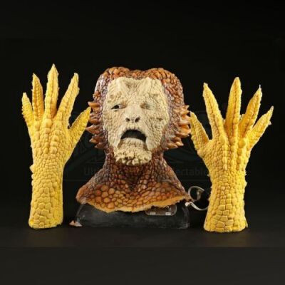 MEN IN BLACK II (2002) - Corn Face Alien (Michael Garvey) Cowl, Face Appliance, and Gloves