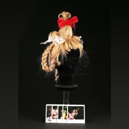 HOW THE GRINCH STOLE CHRISTMAS (2000) - Cindy Lou Who (Taylor Momsen) Wig and Continuity Photo Lot