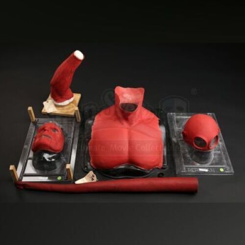 HELLBOY (2004) - Hellboy (Ron Perlman) Appliance Lot