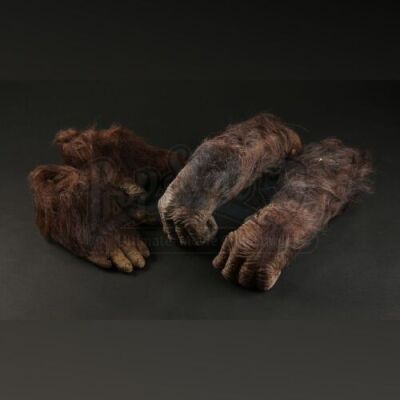 GREYSTOKE: THE LEGEND OF TARZAN, LORD OF THE APES (1984) - Ape Hands and Feet