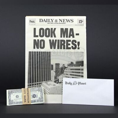 SUPERMAN (1978) - "Look Ma - No Wires" Newspaper, Daily Planet Envelope & Robbery Money Stack