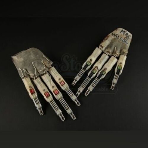 GREYSTOKE: THE LEGEND OF TARZAN, LORD OF THE APES (1984) - Pair of Mechanical Finger Gloves