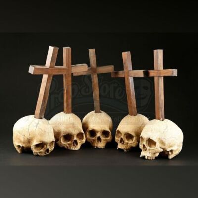 CINOVATION - Five Skull and Cross Displays