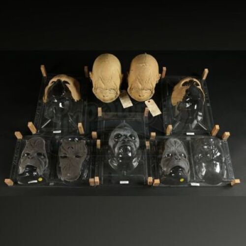 PLANET OF THE APES (2001) - Attar (Michael Clarke Duncan) and Various Ape Appliances