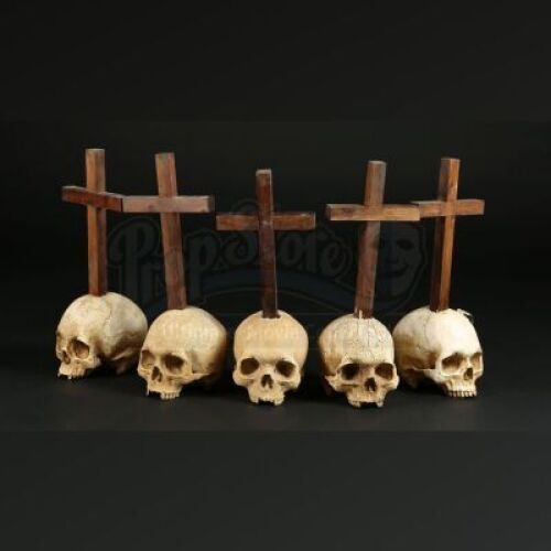 CINOVATION - Cinovation Skull and Cross Displays