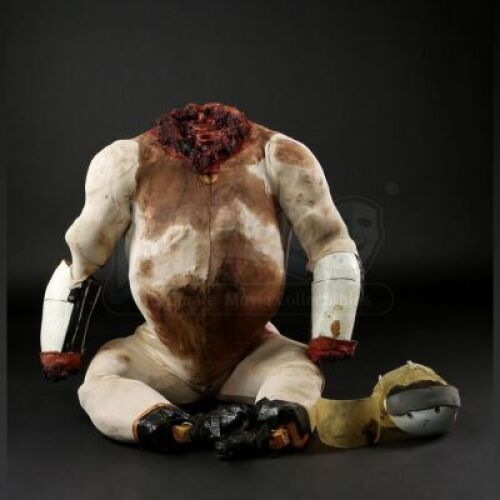 GORILLAS IN THE MIST (1988) - Decapitated Digit (John Alexander) Body