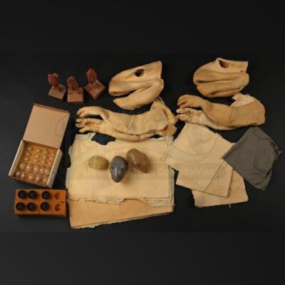 REX (1992) - Rex Puppet Components