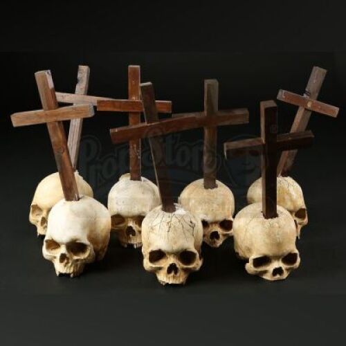 CINOVATION - Cinovation Skull and Cross Displays
