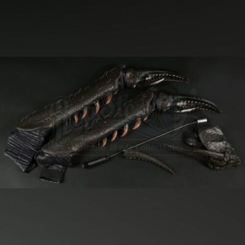 UNKOWN PRODUCTION - Insect- Creature Arms
