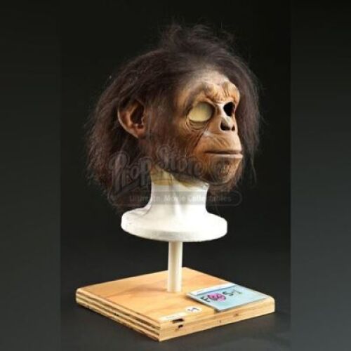 PLANET OF THE APES (2001) - Child Chimp