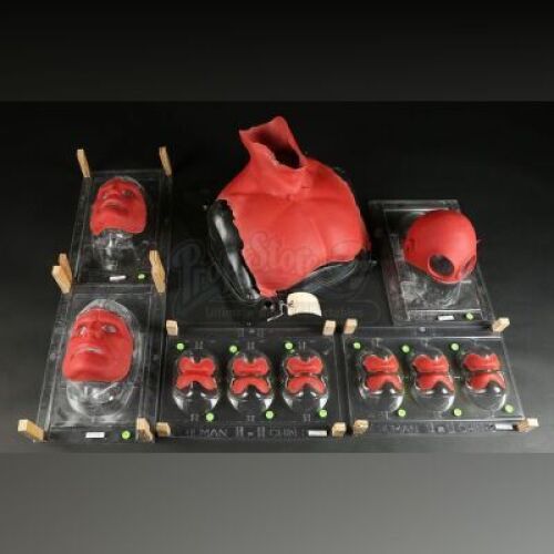 HELLBOY (2004) - Hellboy (Ron Perlman) Appliance Set