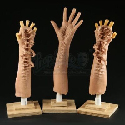 MEN IN BLACK 3 (2012) - Boris (Jermaine Clement) Forearm Transformation Sleeves