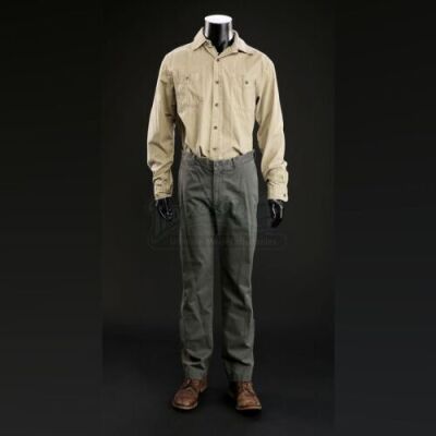SEASON 1 EPISODE 1: "APERITIF"<br>Will Graham's (Hugh Dancy) Shirt, Pants and Shoes