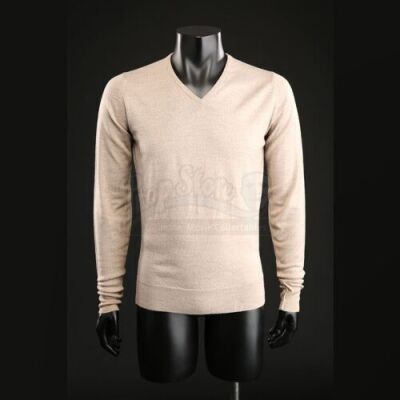 SEASON 1 EPISODE 1: "APERITIF"<br>Hannibal Lecter's (Mads Mikkelsen) V-Neck Sweater