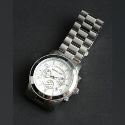 SEASONS 1-3<br>Jack Crawford's (Laurence Fishburne) Michael Kors Watch