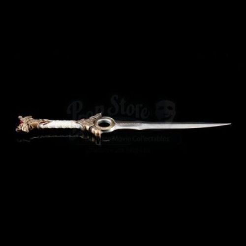 Lot # 7: Garona's Stunt Dagger