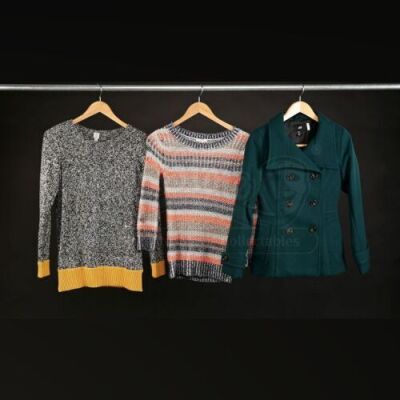 SEASON 1<br>Abigail Hobbs' (Kacey Rohl) Sweaters